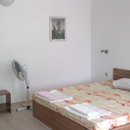 Hotel Neven Primorsko Extérieur photo