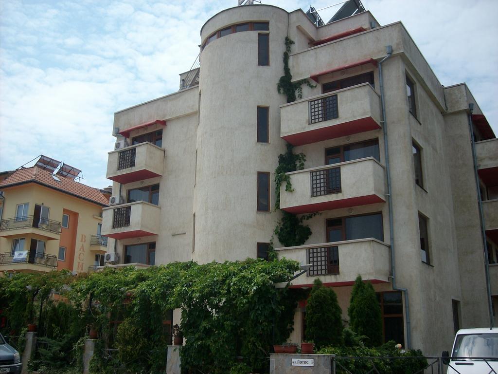 Hotel Neven Primorsko Extérieur photo
