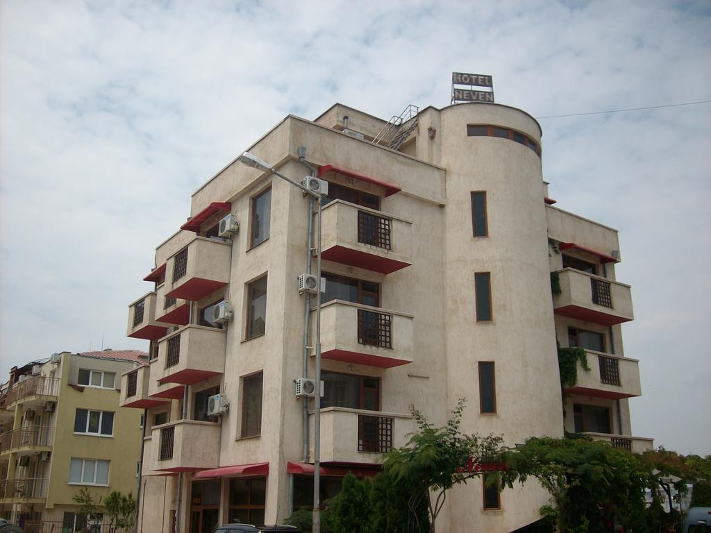 Hotel Neven Primorsko Extérieur photo