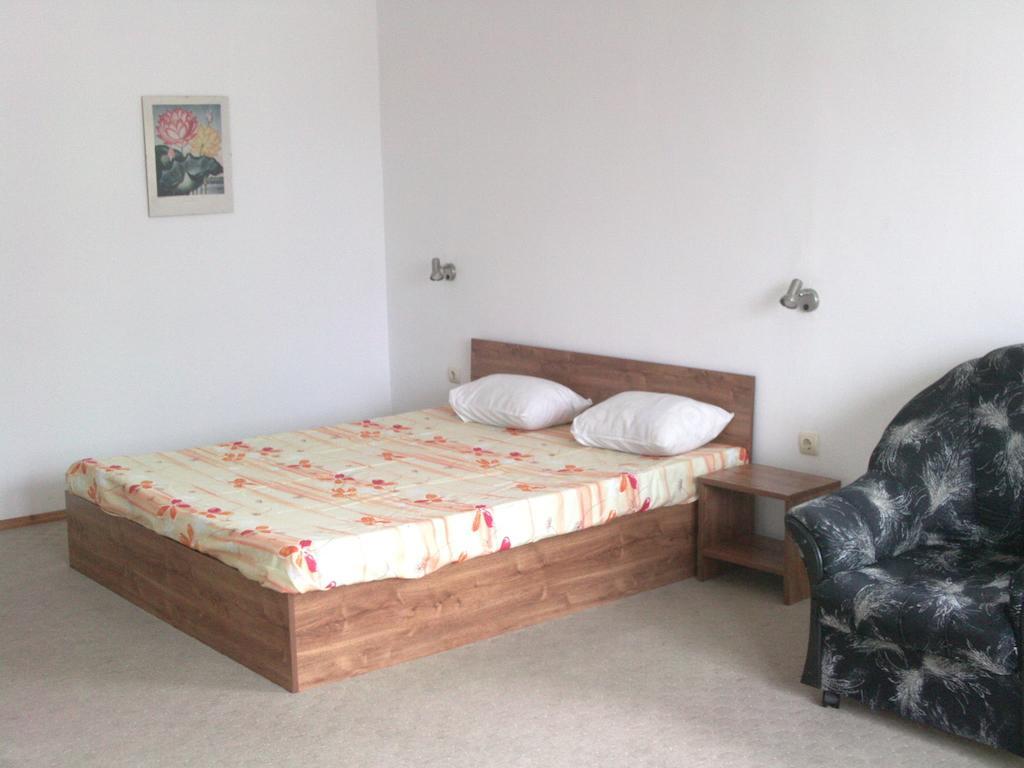 Hotel Neven Primorsko Extérieur photo